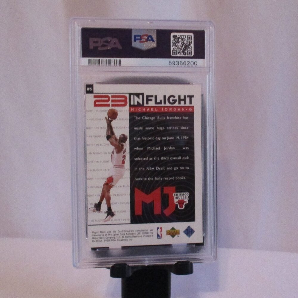 1998 UD MJ LIVING LEG. MICHAEL JORDAN IN FLIGHT #IF5 NM-MT PSA 8 - Picture 2 of 2